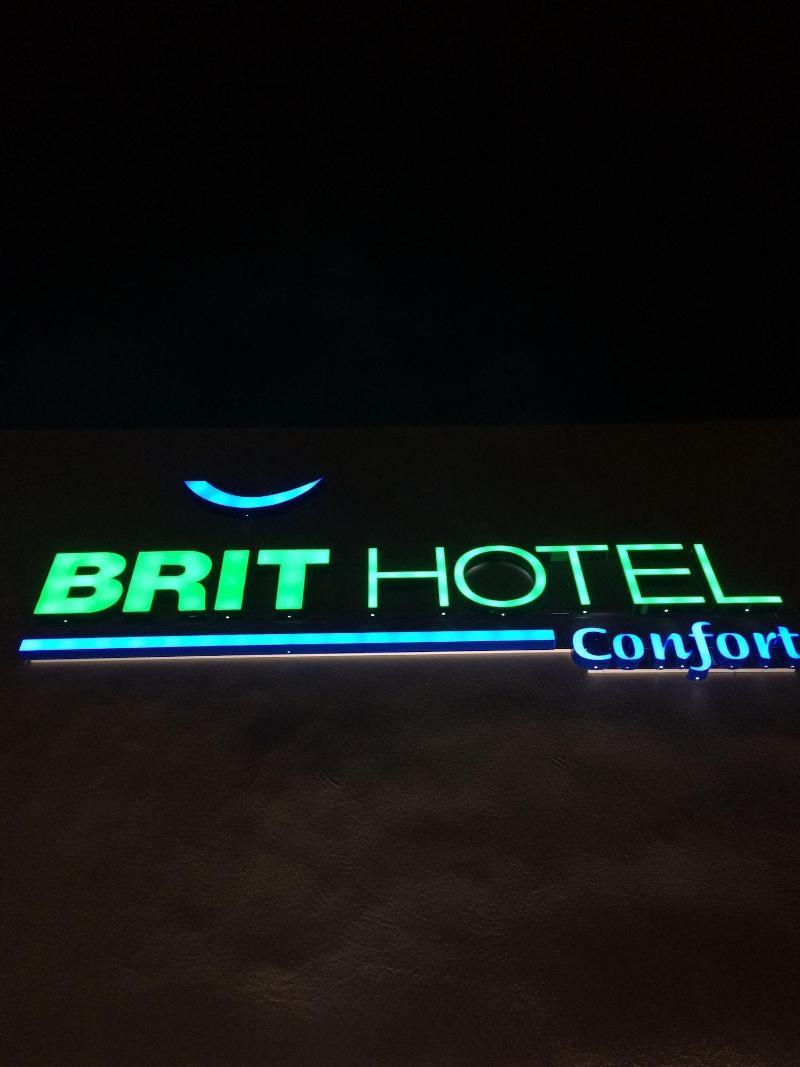 Brit Hotel Confort Loches Exterior foto